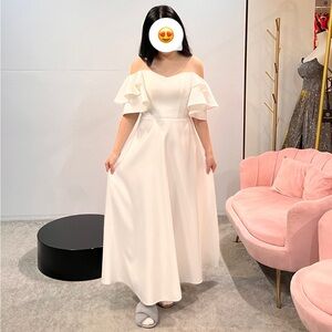 Off shoulder Bridal dress from Vimo size M